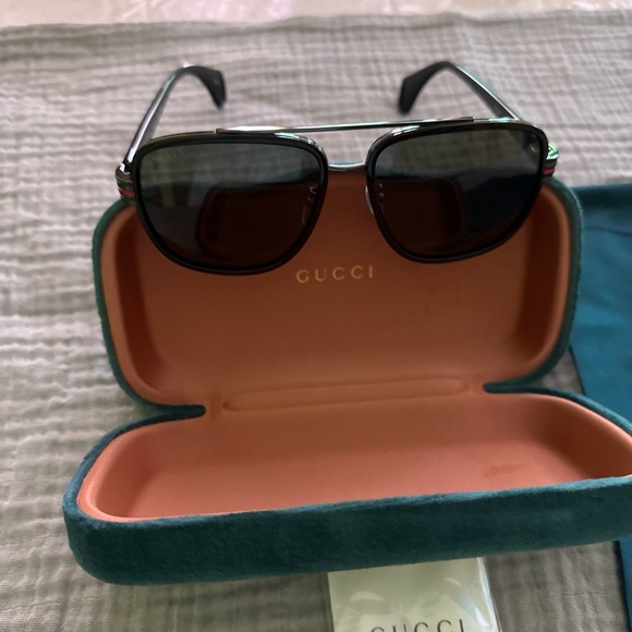 Gucci Square Aviator Sunglasses - Picture 3 of 6